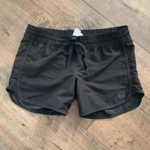 hurley black shorts